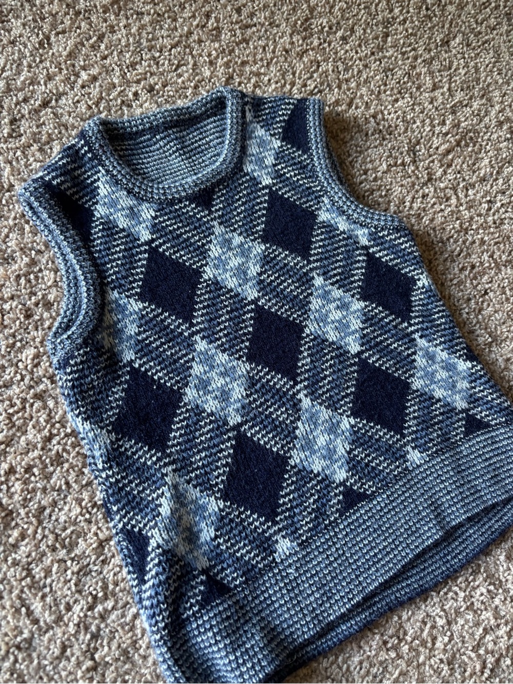 Women's Navy & Light Blue Argyle Knit Scoop Neck Sweater Vest